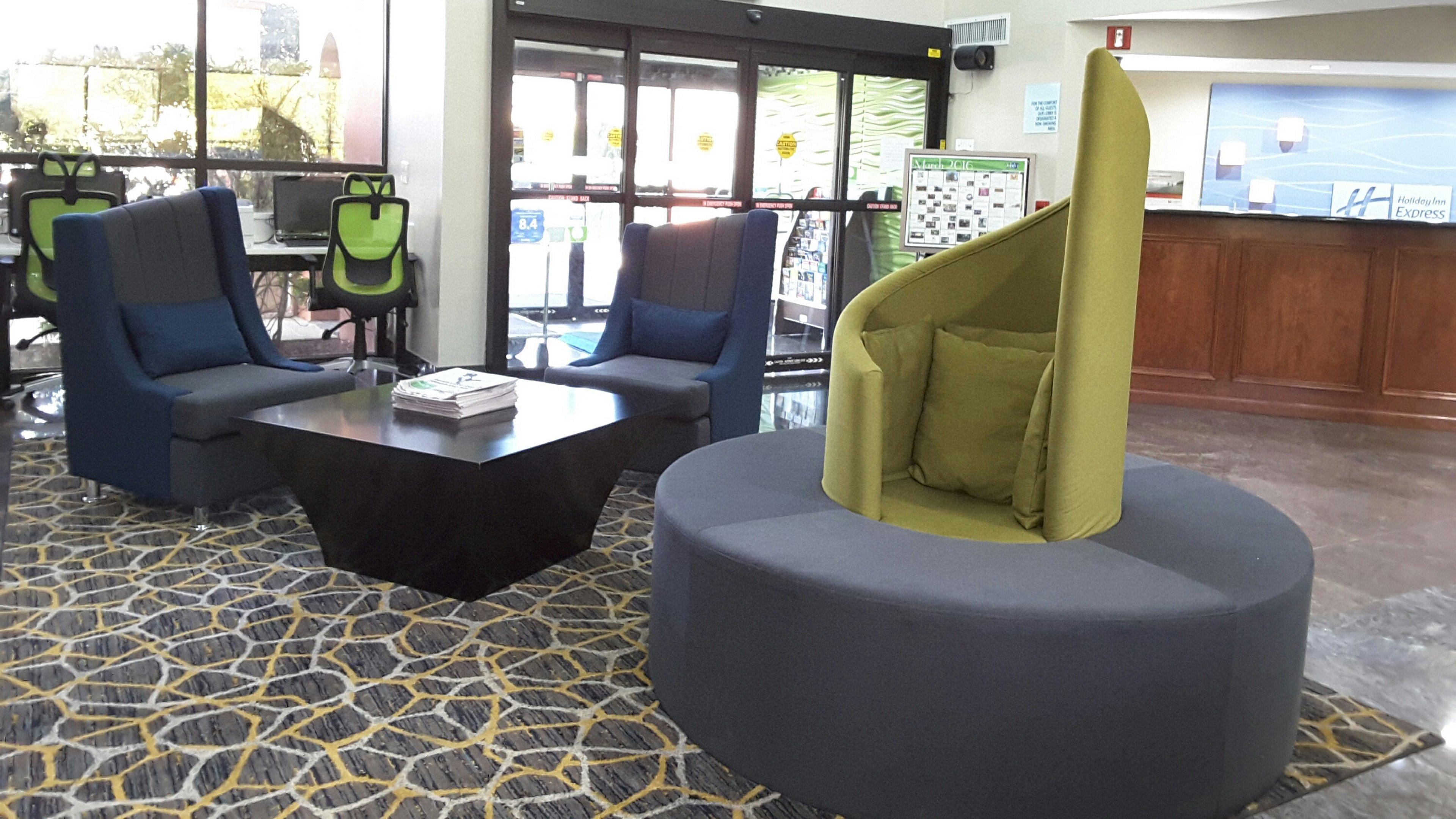 Holiday Inn Express Hotel & Suites Lawrenceville By Ihg מראה חיצוני תמונה
