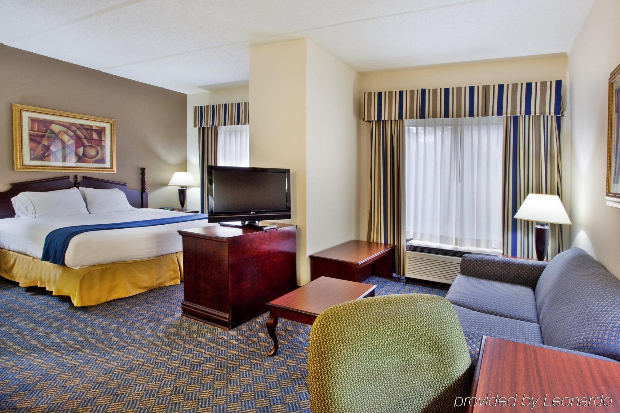 Holiday Inn Express Hotel & Suites Lawrenceville By Ihg מראה חיצוני תמונה