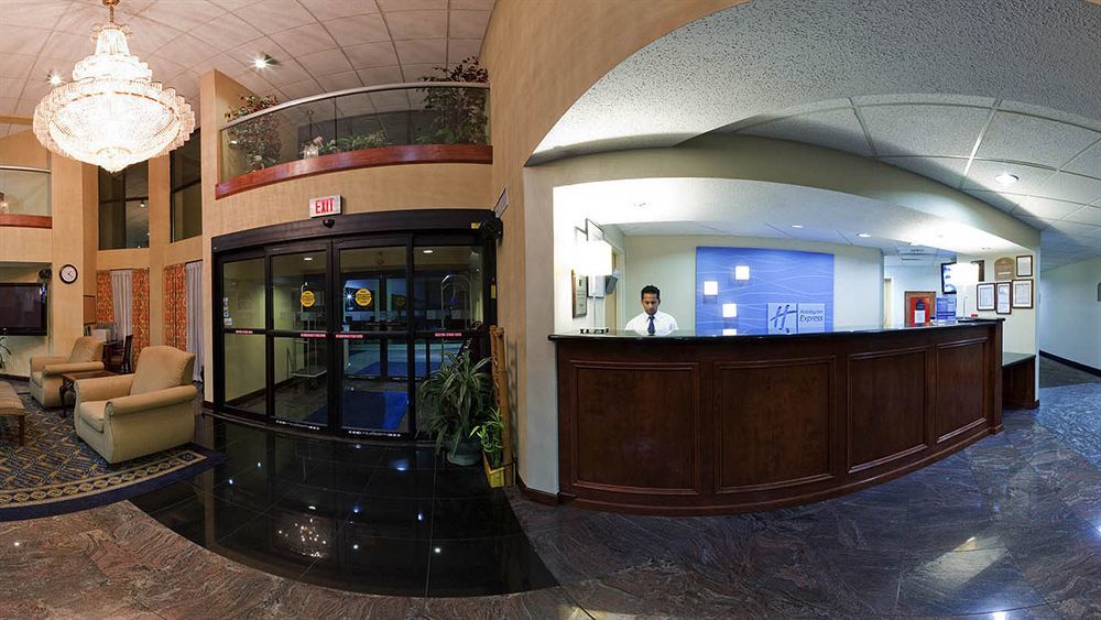 Holiday Inn Express Hotel & Suites Lawrenceville By Ihg מראה חיצוני תמונה