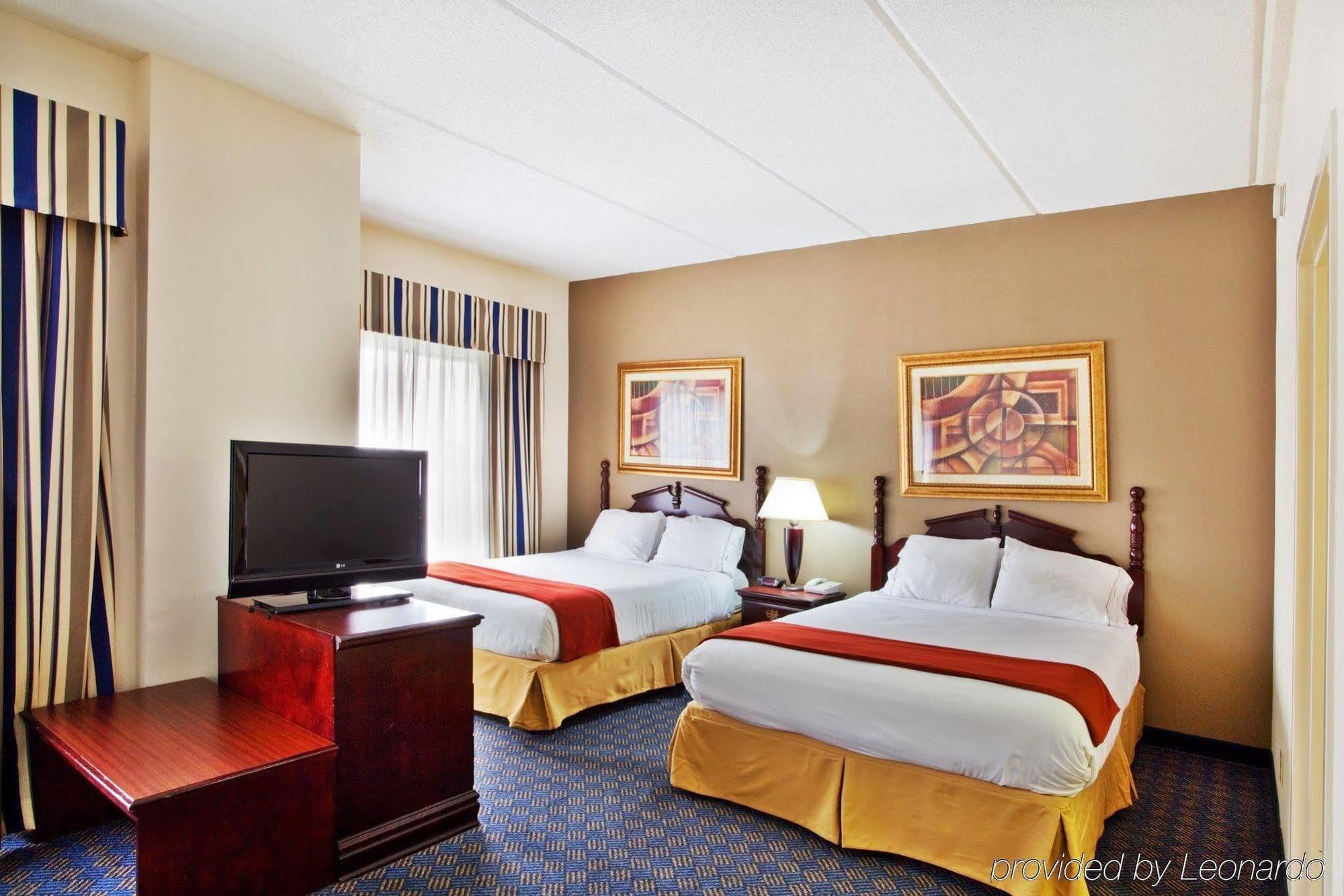 Holiday Inn Express Hotel & Suites Lawrenceville By Ihg מראה חיצוני תמונה