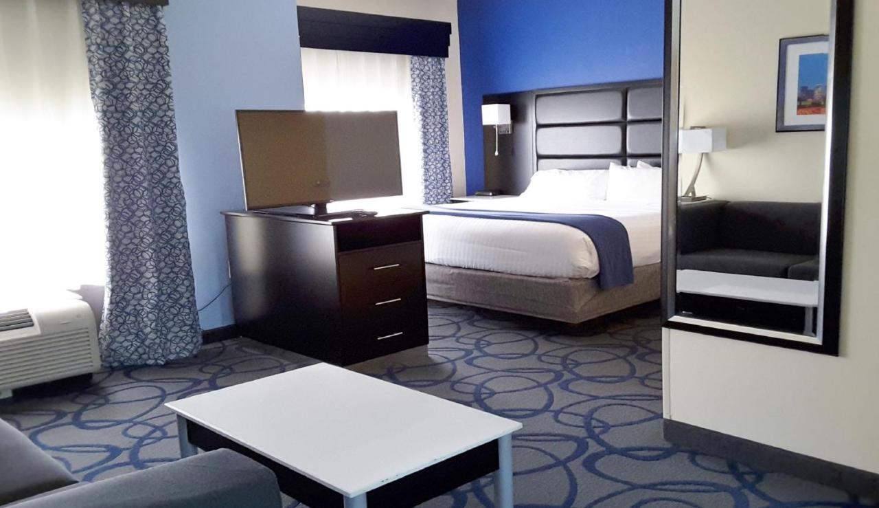 Holiday Inn Express Hotel & Suites Lawrenceville By Ihg מראה חיצוני תמונה